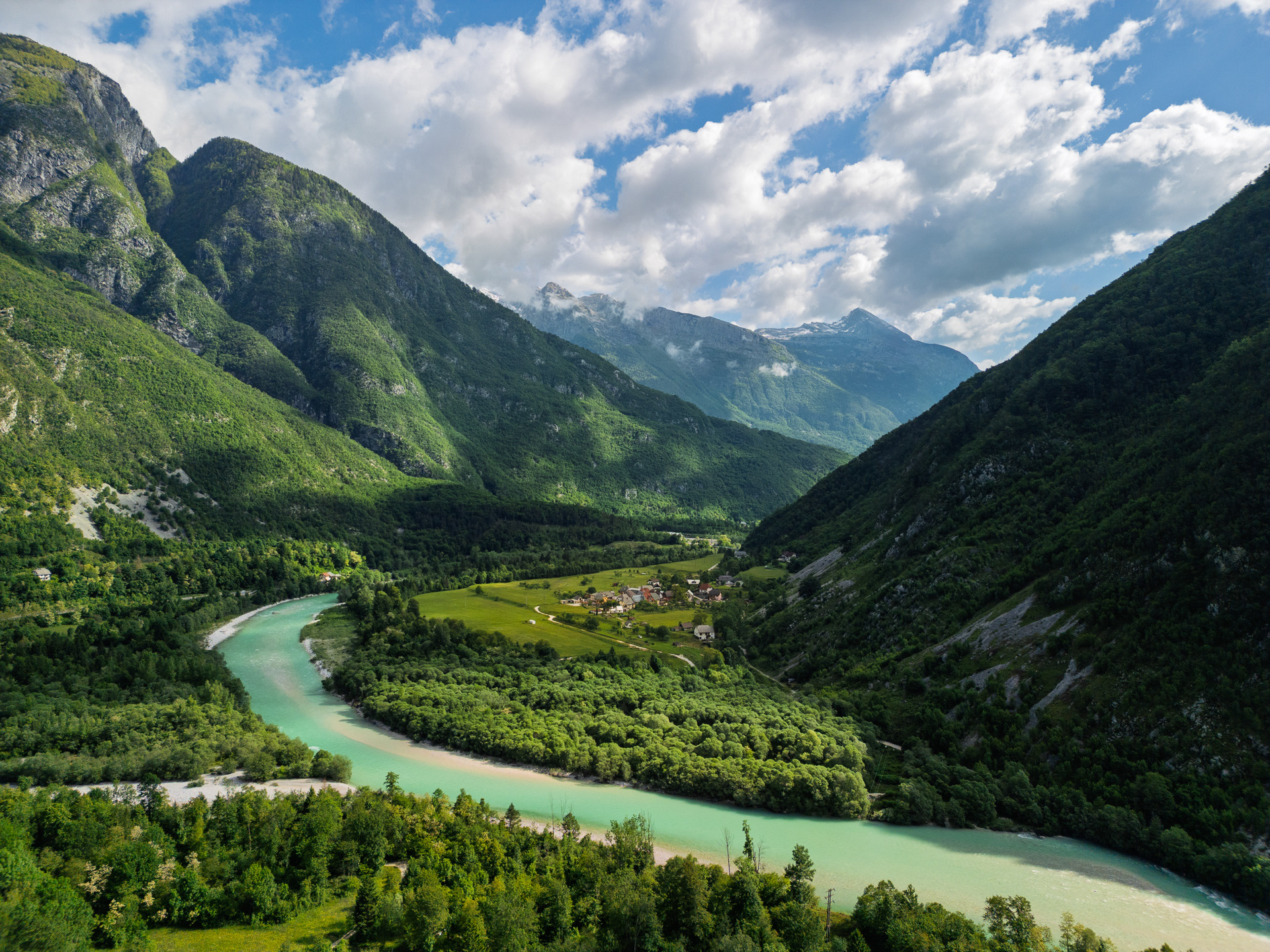 Reka Soča, Log Čezsoški 
