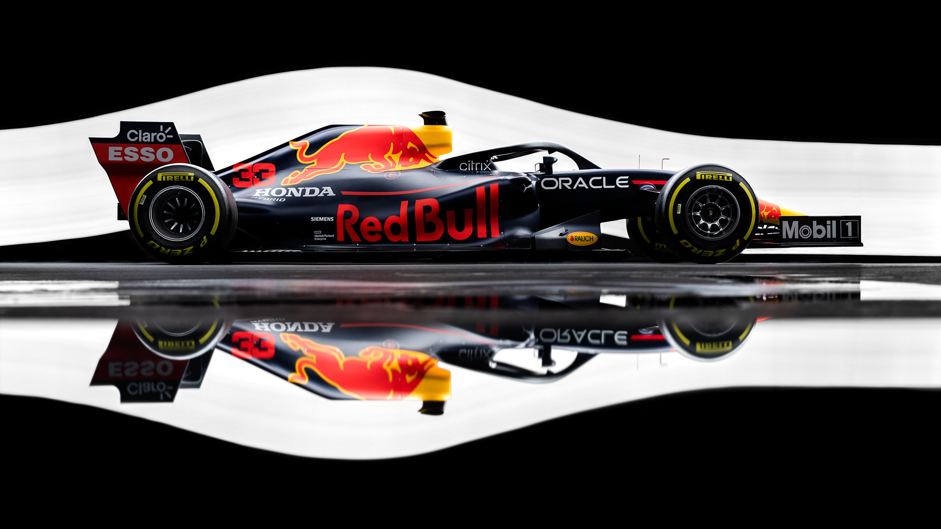 RB14 F1 car for Red Bull