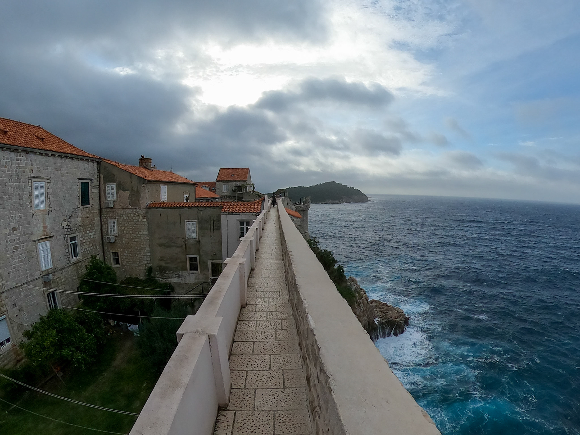 DCIM\100GOPRO\GP__0693.JPG