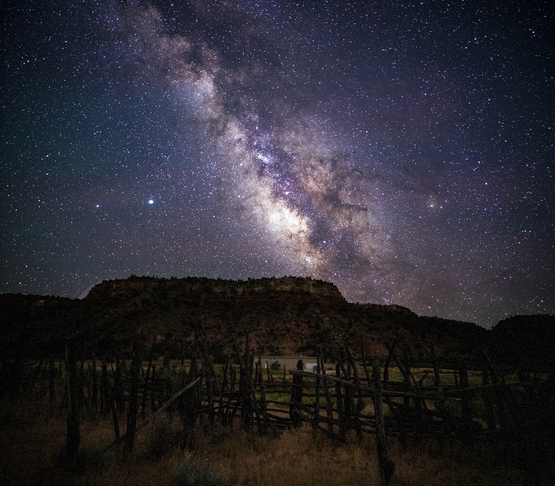 Made from 9 light frames by Starry Landscape Stacker 1.8.0.  Algorithm: Min Horizon Star Dupe