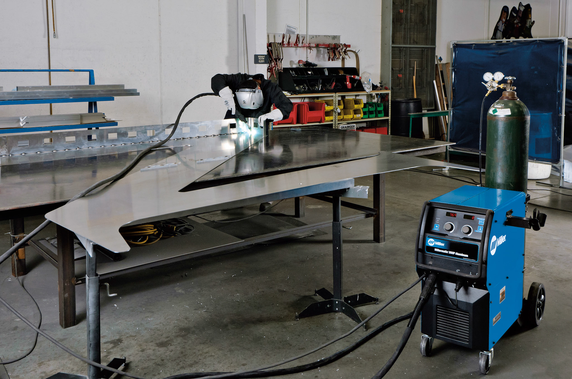 XR-A Aluma-Pro Lite Gun Application 01