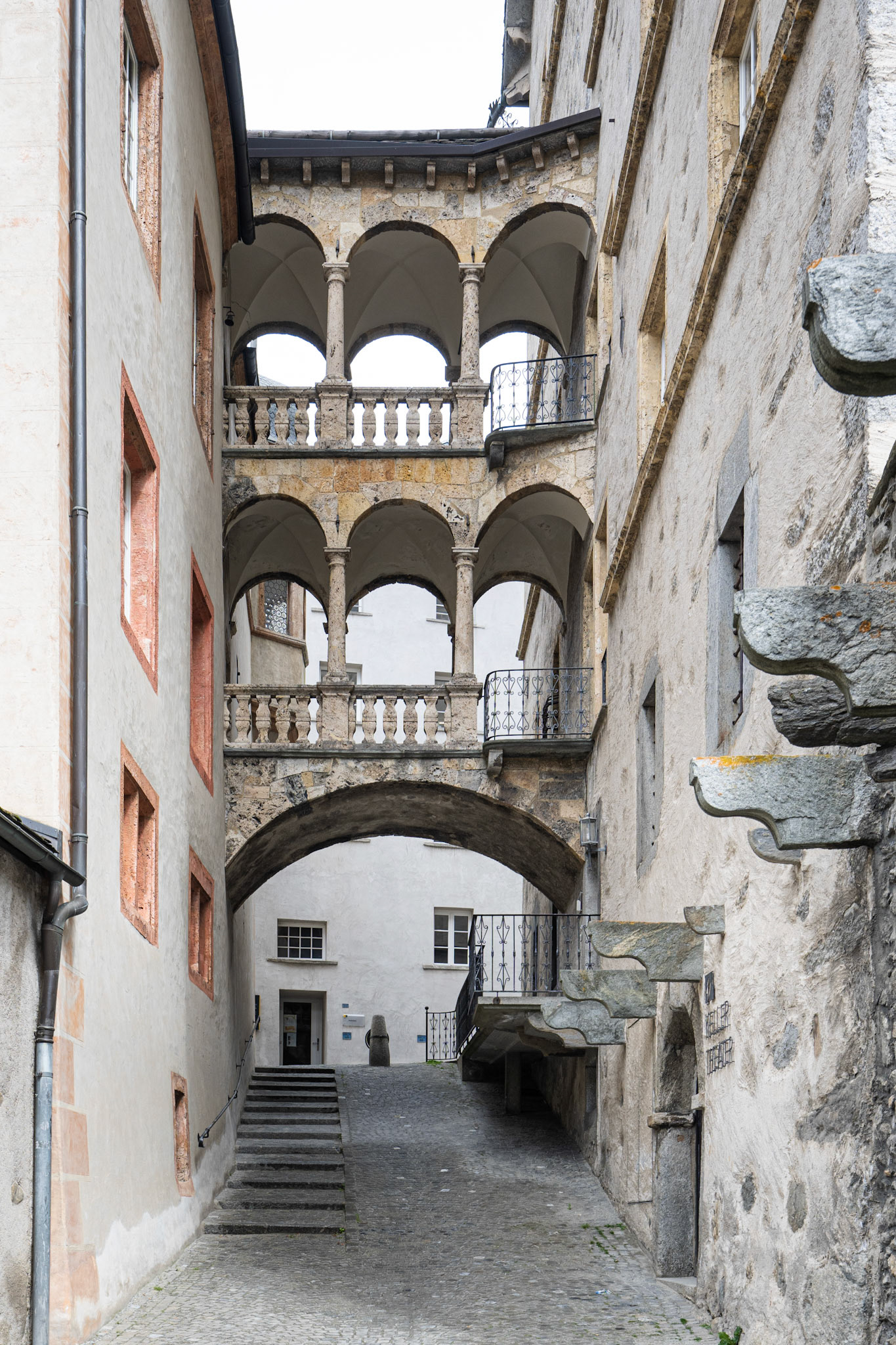 arcade bridge