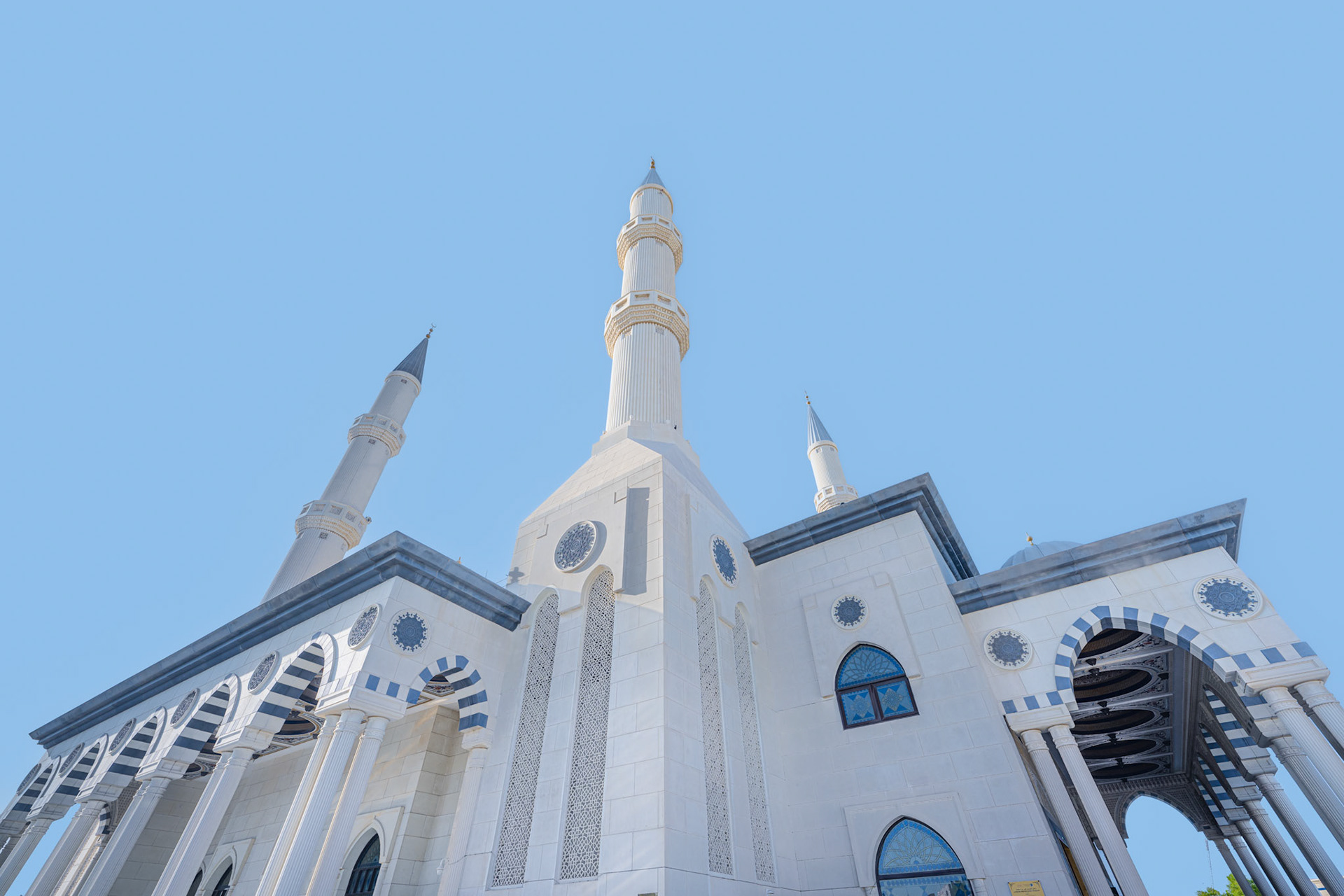 Al Farooq Omar Bin Al Khattab Mosque