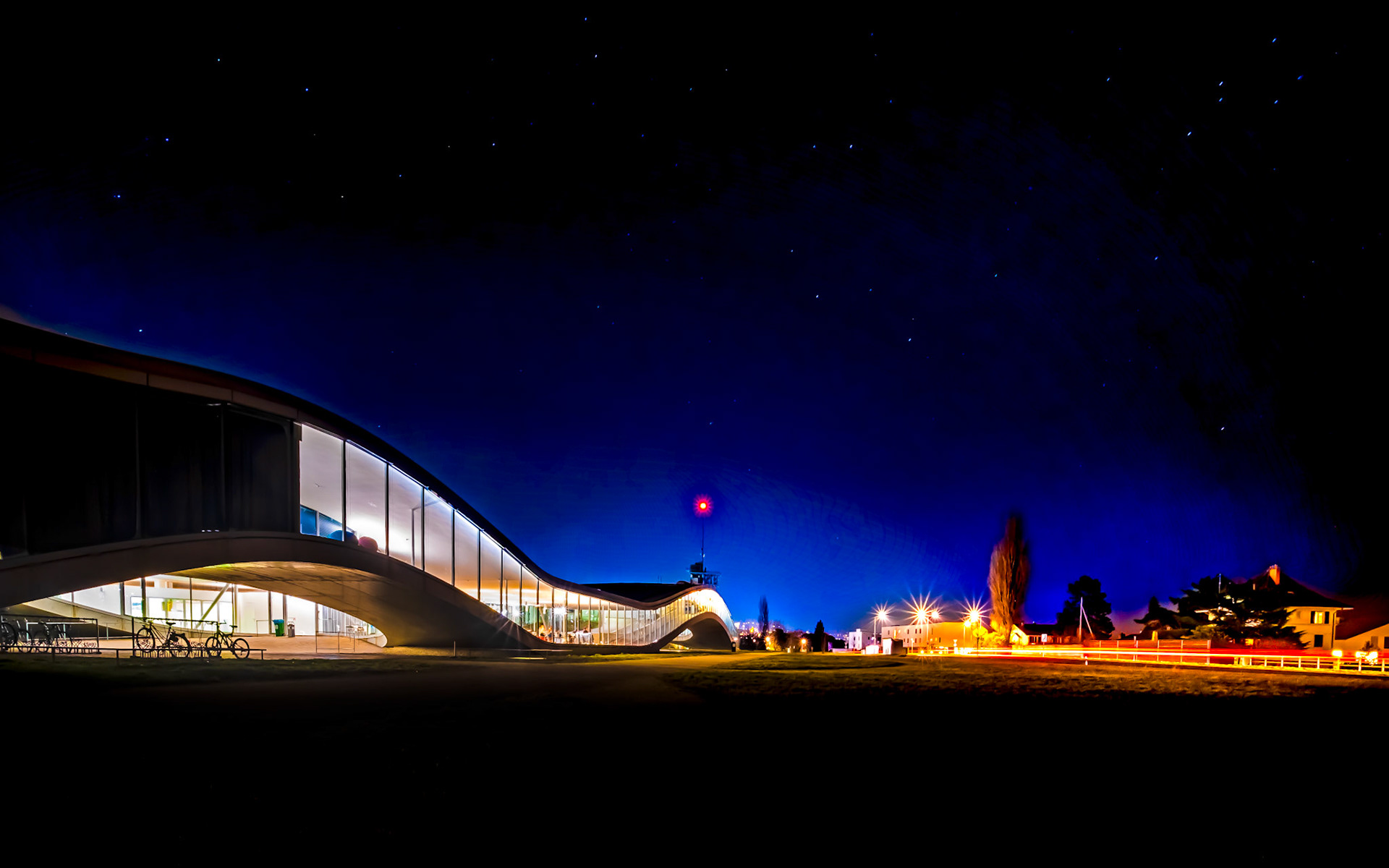 Rolex Learning Center at night