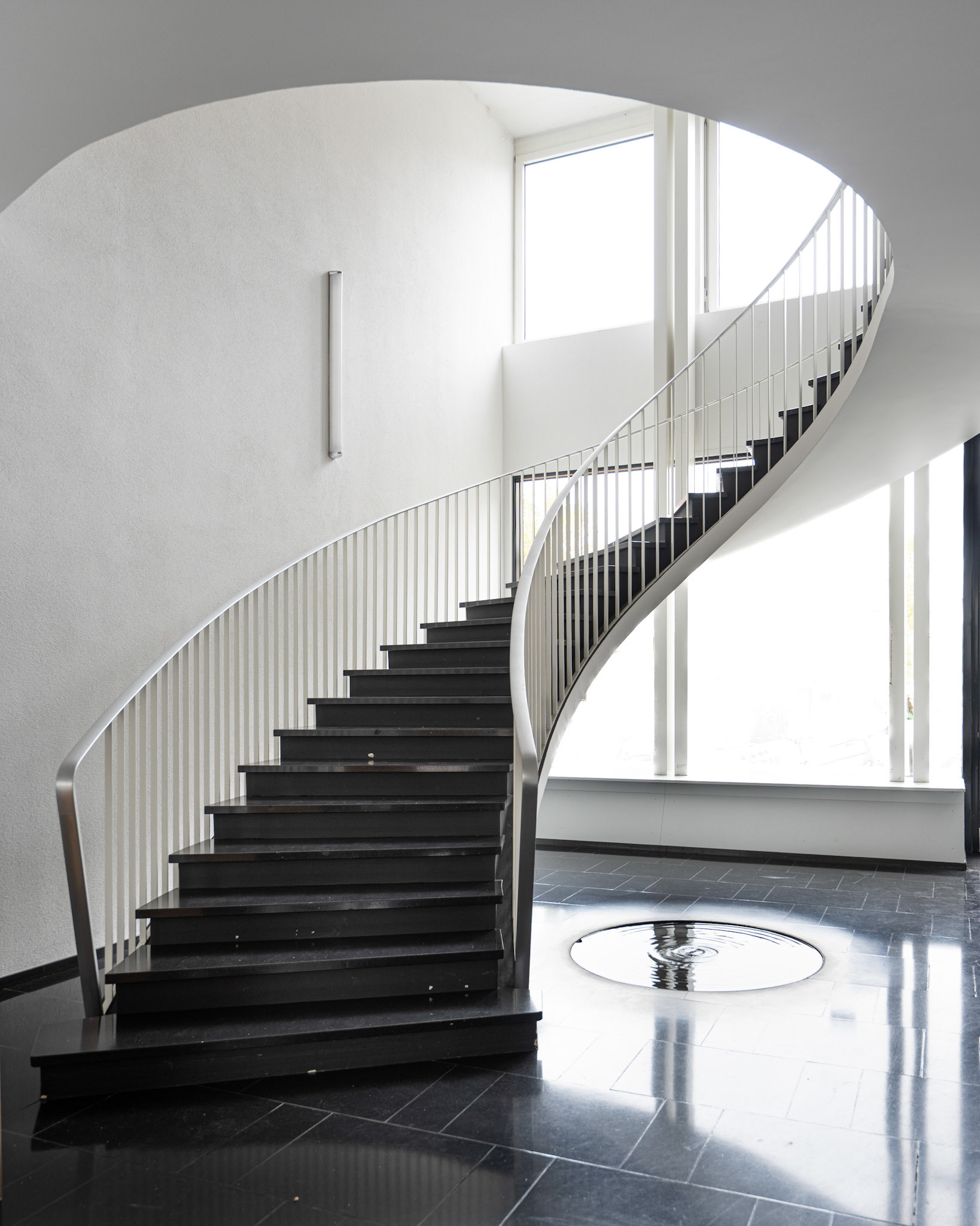 Roman Signer art installation