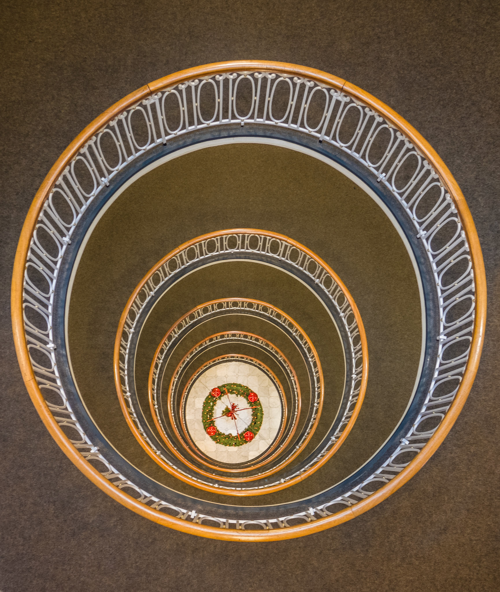 Looking down the atrium inside the Esplanadebau