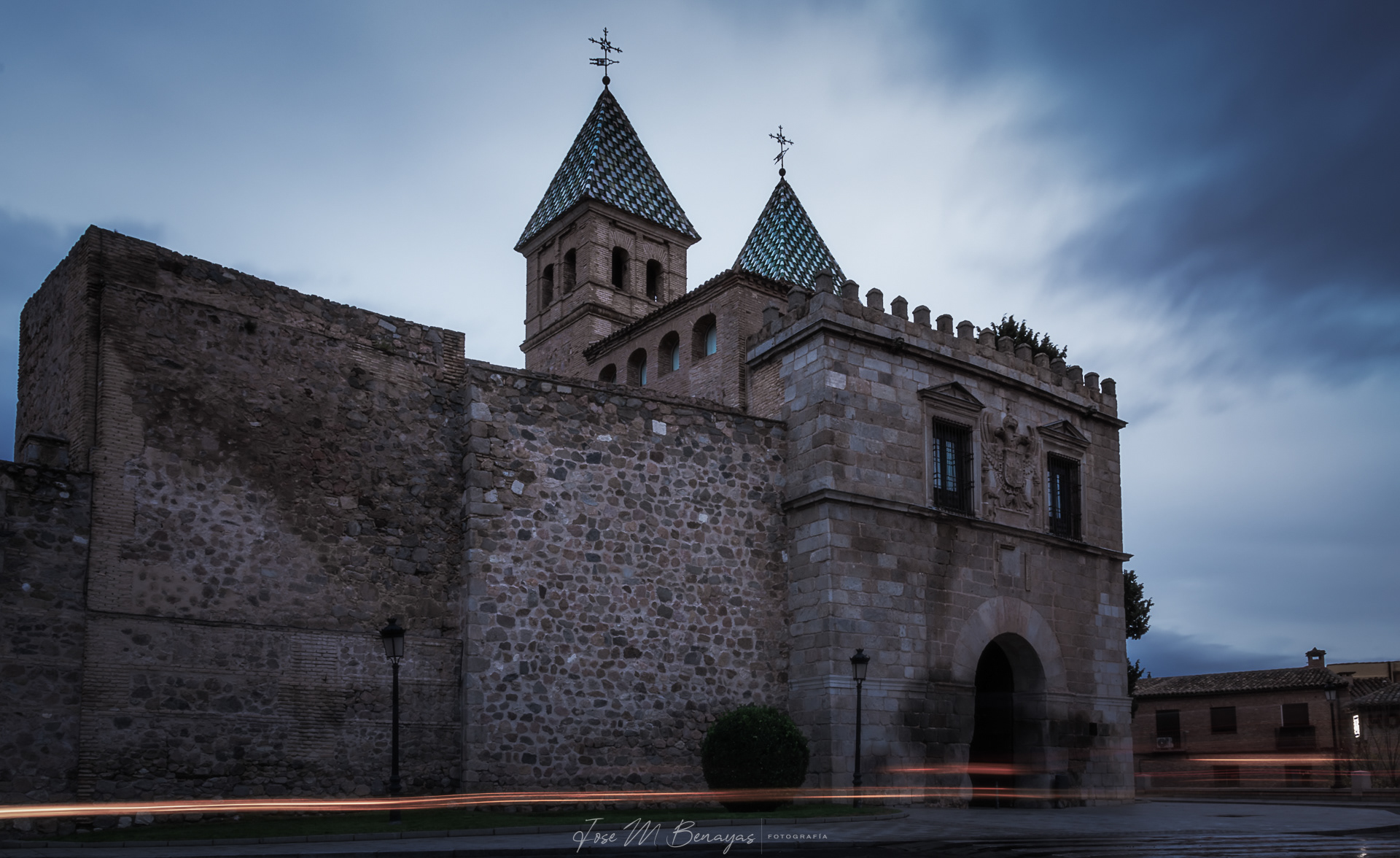 Puerta de Bisagra