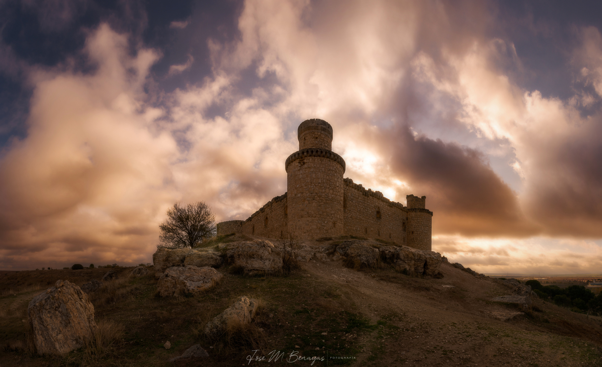 Nº28: Castillo de Barcience . 300ppp. Panorámica grande