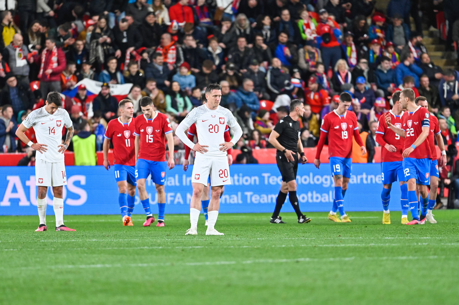 Eliminacje Euro 2024: Czechy - Polska 3:1.