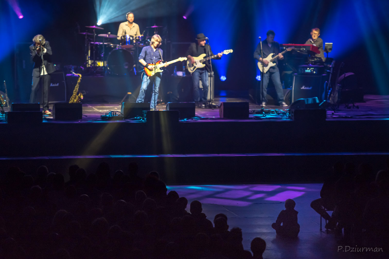 Dire Straits