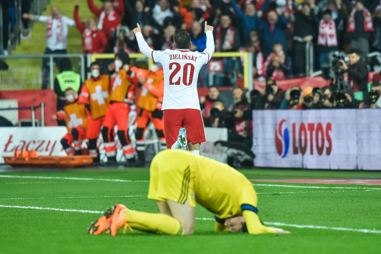 El. MŚ 2022: Polska - Szwecja 2:0 n/z Piotr Zieliński