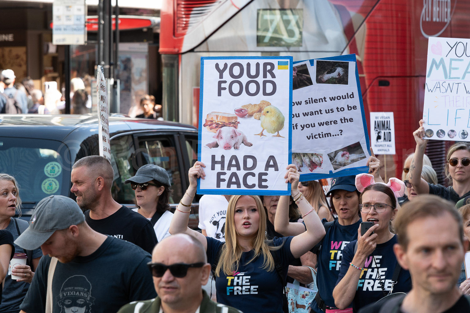 National Animal Rights March © Ron Fassbender
