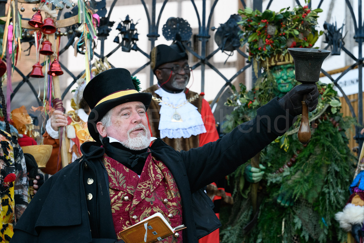 Toasting the Globe Theatre © Ron Fassbender