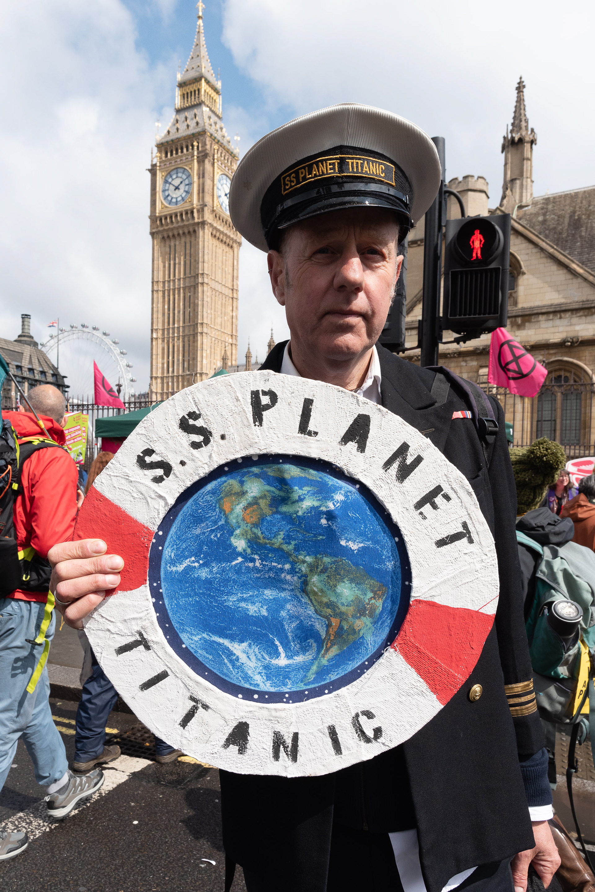 S.S. Planet Titanic © Ron Fassbender