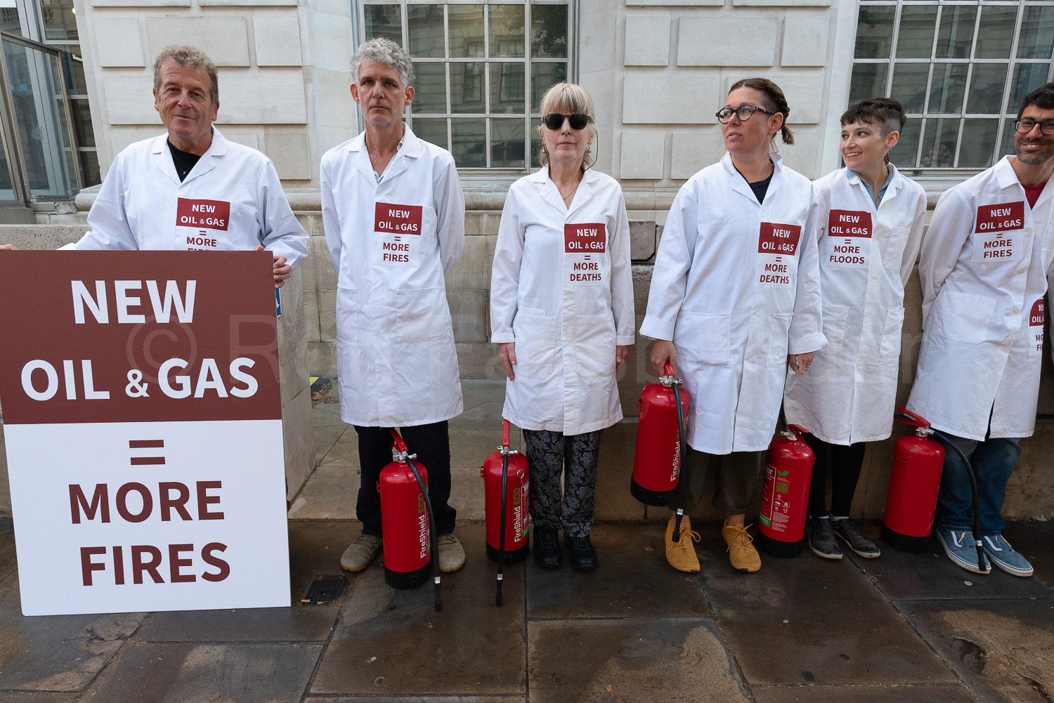 Scientists on Survival, DESNZ protest © Ron Fassbender