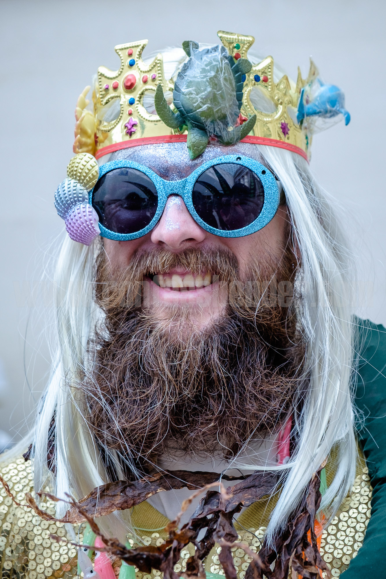 An activist dressed as Neptune, god of the sea, during a performance protest against sponsorship of the British Museum's 'Sunken Cities' exhibition by oil company BP. © Ron Fassbender