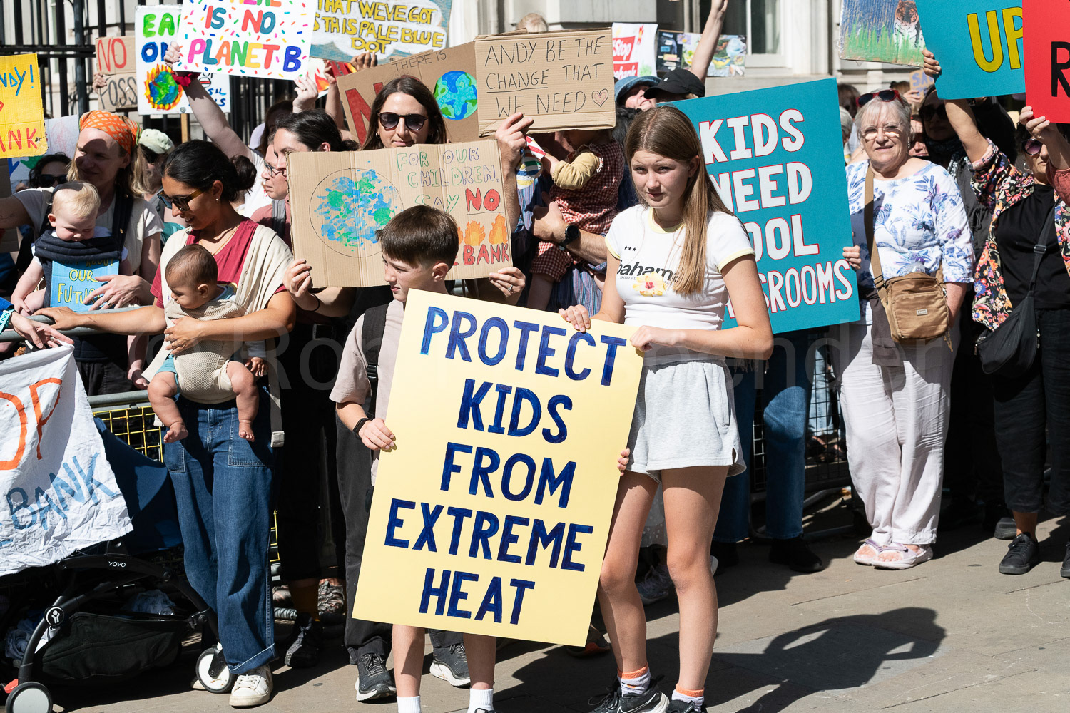Mothers Rise Up Whitehall climate protest © Ron Fassbender
