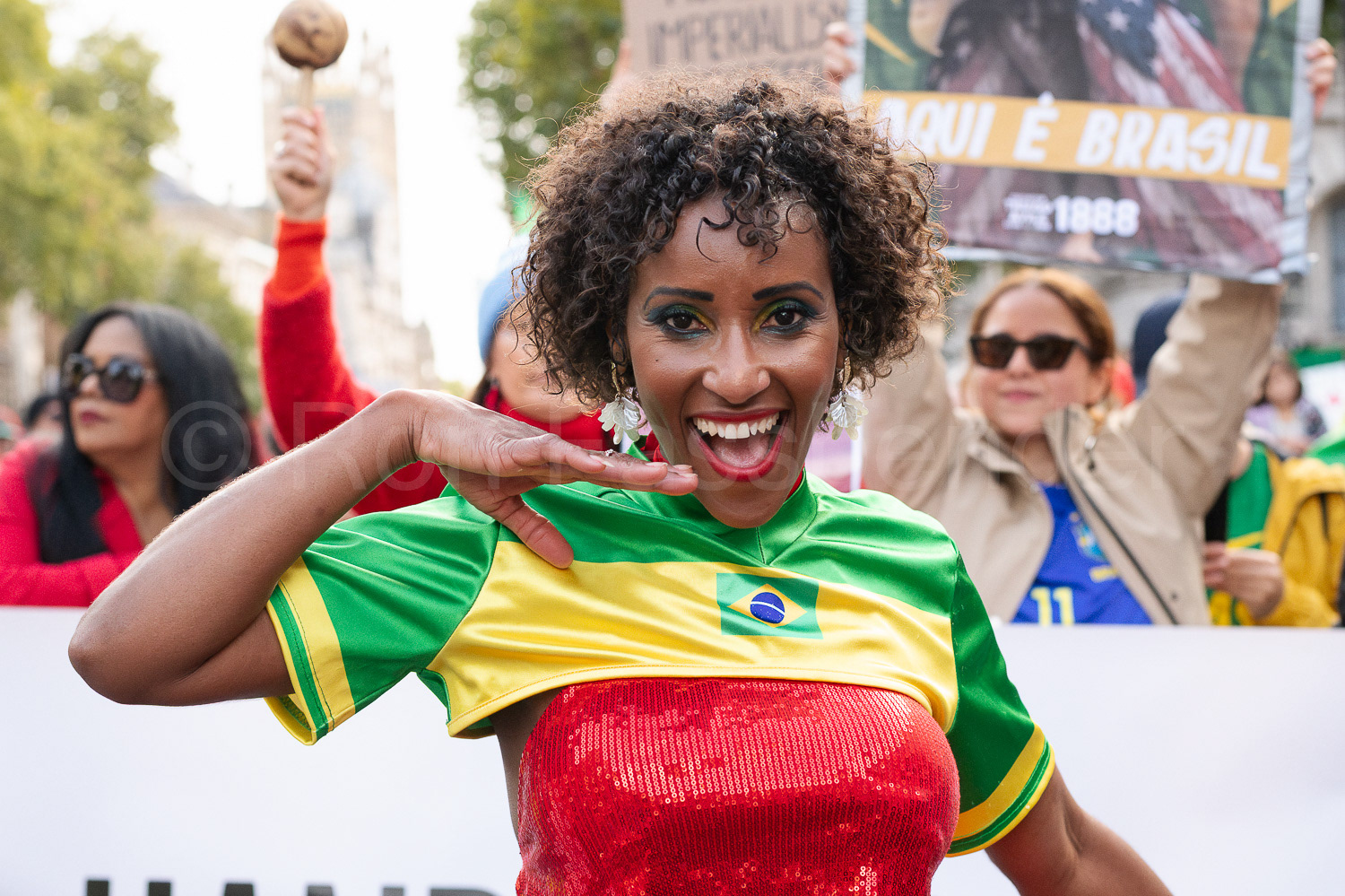 Lula supporters rally in London © Ron Fassbender