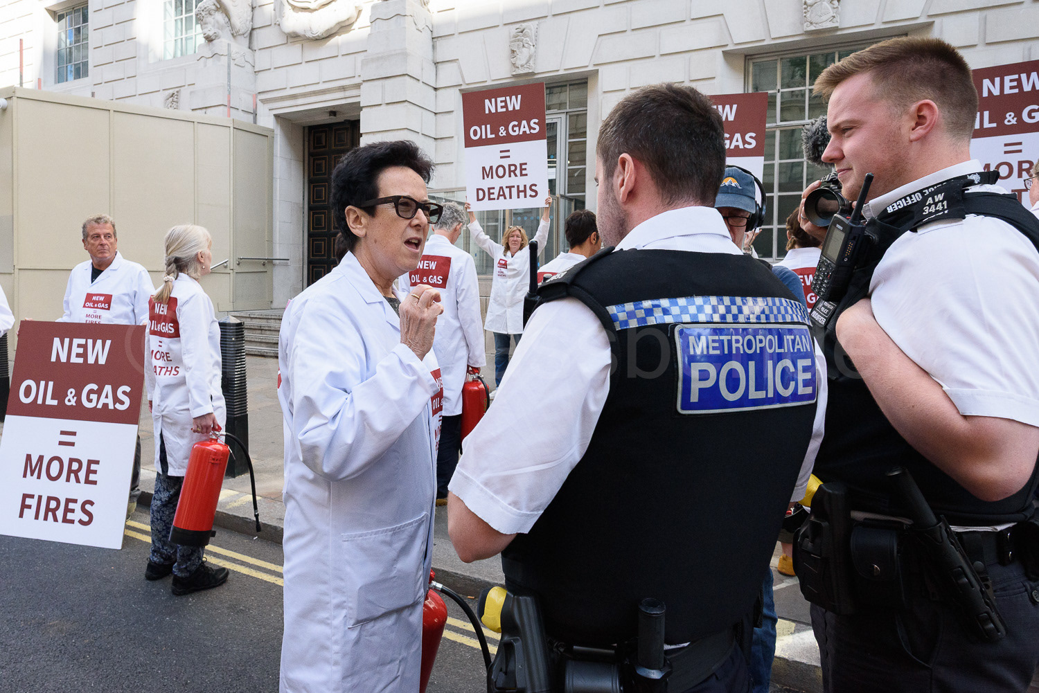 Scientists on Survival, DESNZ protest © Ron Fassbender
