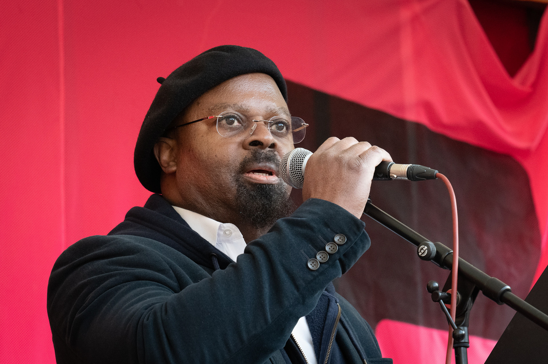Ben Okri - © Ron Fassbender