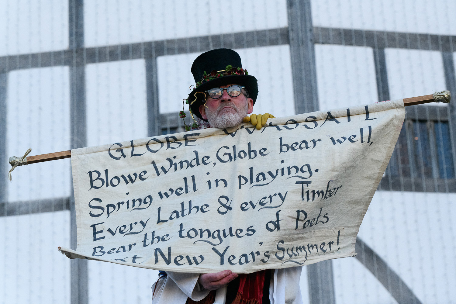 Toasting the Globe Theatre © Ron Fassbender