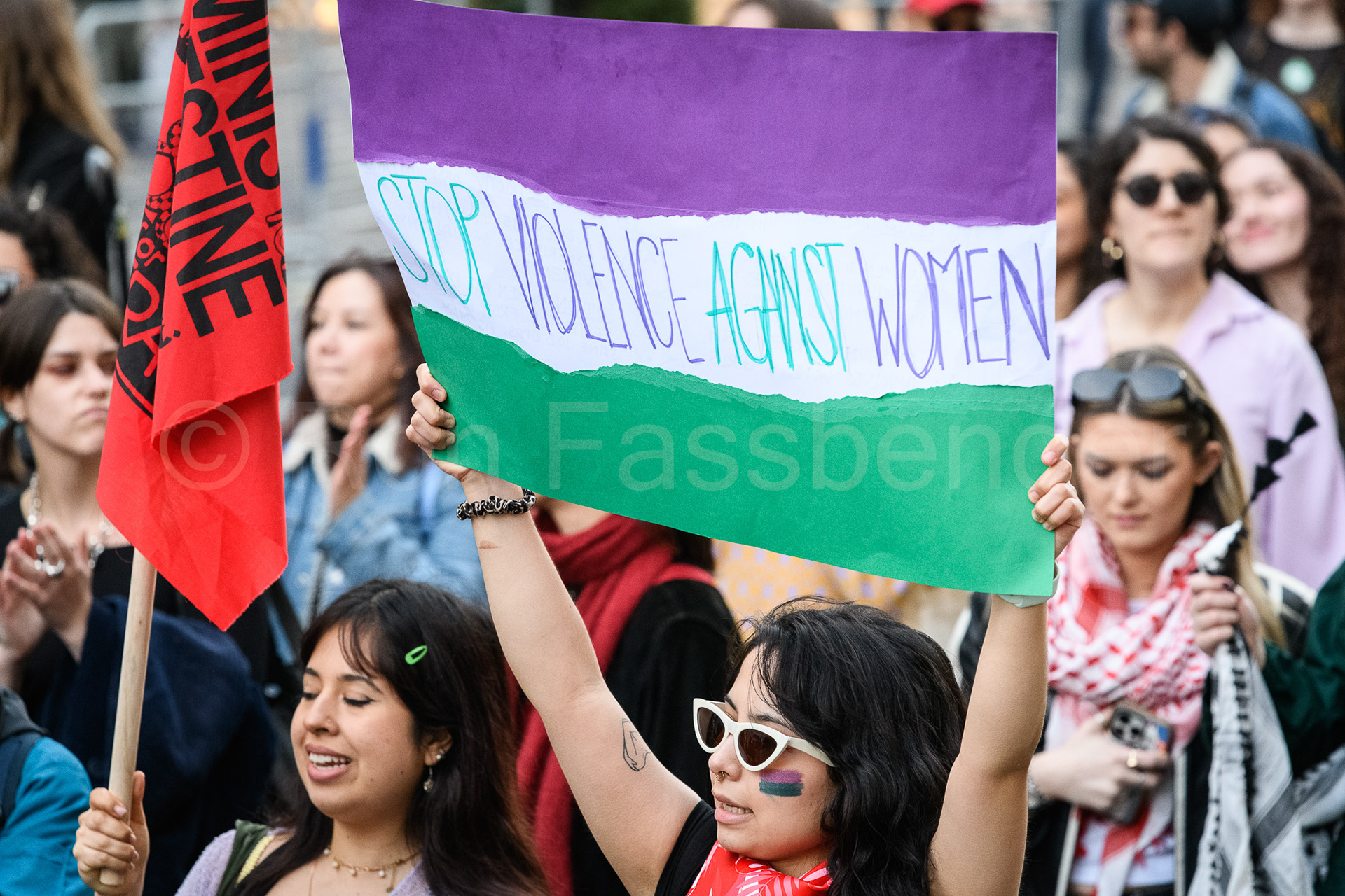 Feminist Strike in Oxford Circus © Ron Fassbender
