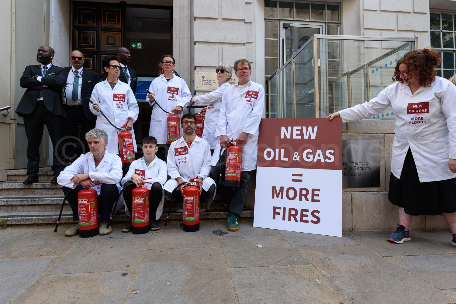 Scientists on Survival, DESNZ protest © Ron Fassbender