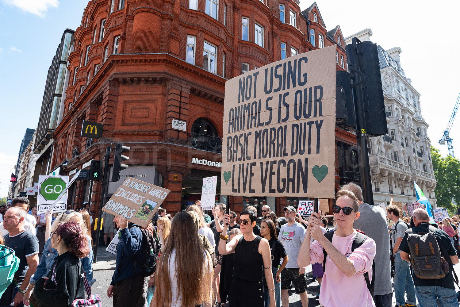 National Animal Rights March © Ron Fassbender