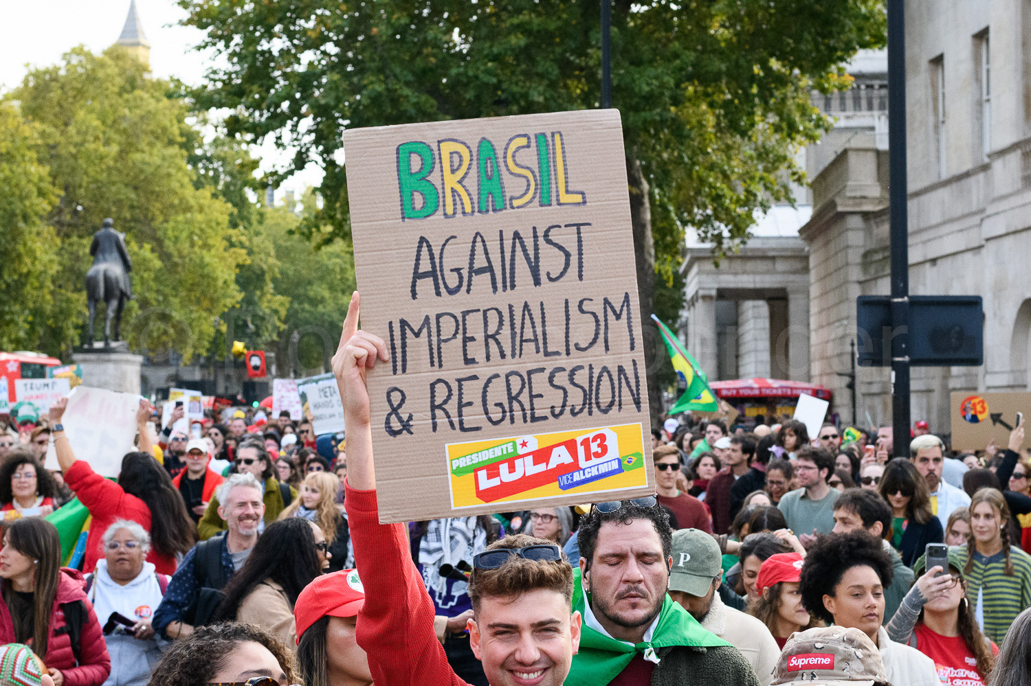 Lula supporters rally in London © Ron Fassbender