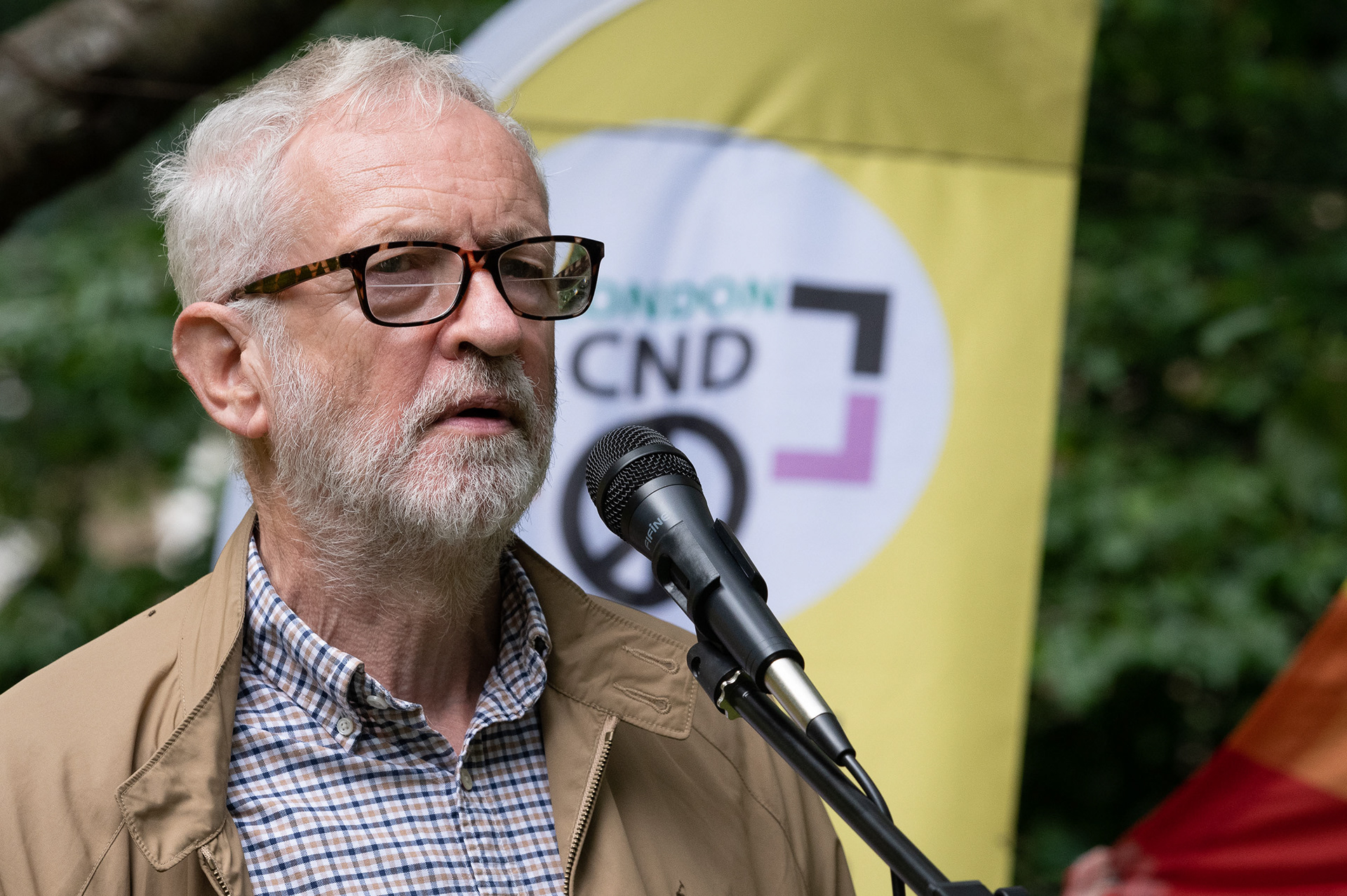 Former Labour leader Jeremy Corbyn addresses the Hiroshima Day gathering to commemorate victims, mostly civilian, of the dropping of nuclear bombs on Japan by the United States during World War Two. © Ron Fassbender