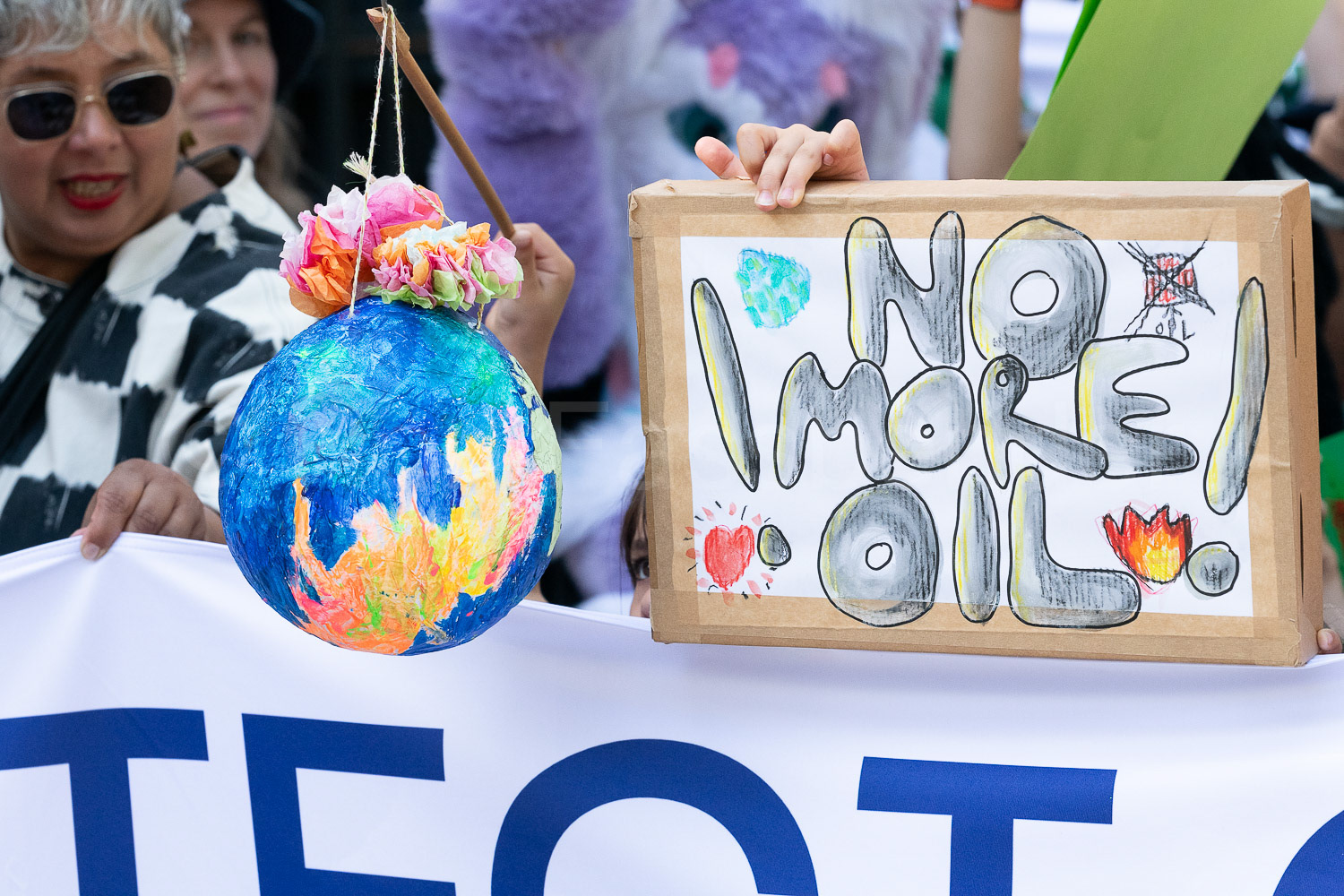 Mothers Rise Up Whitehall climate protest © Ron Fassbender