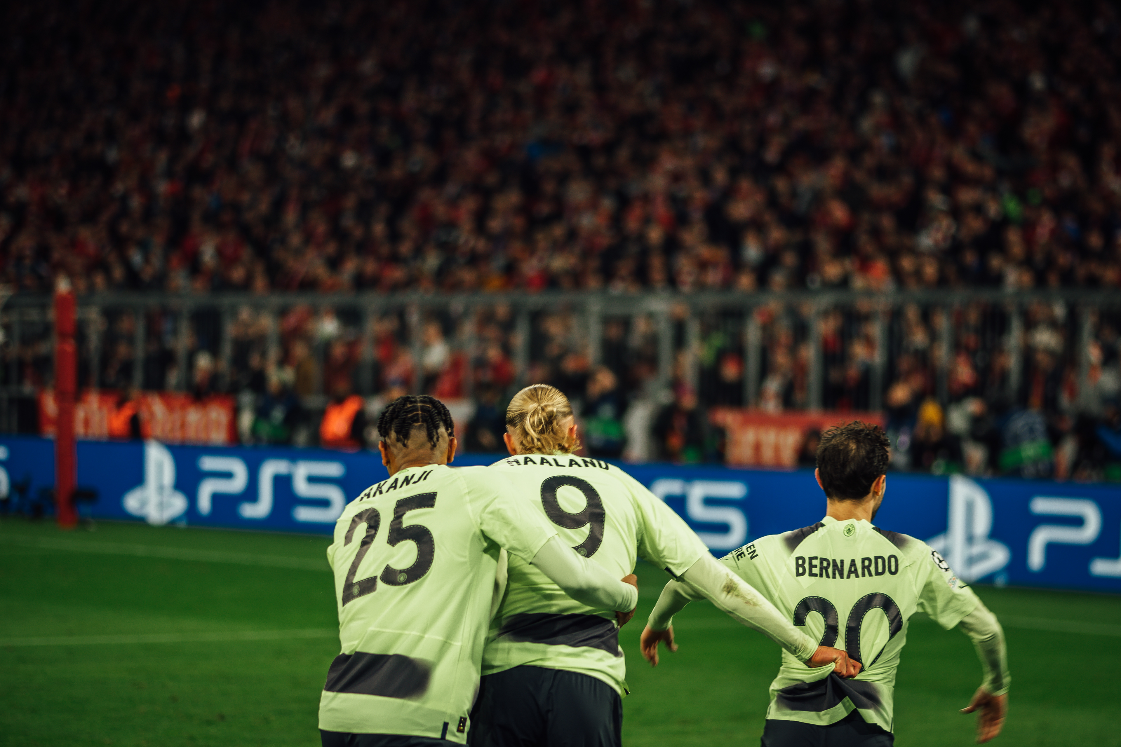 FC Bayern vs. Manchester City - Erling Haaland Goal Celebration