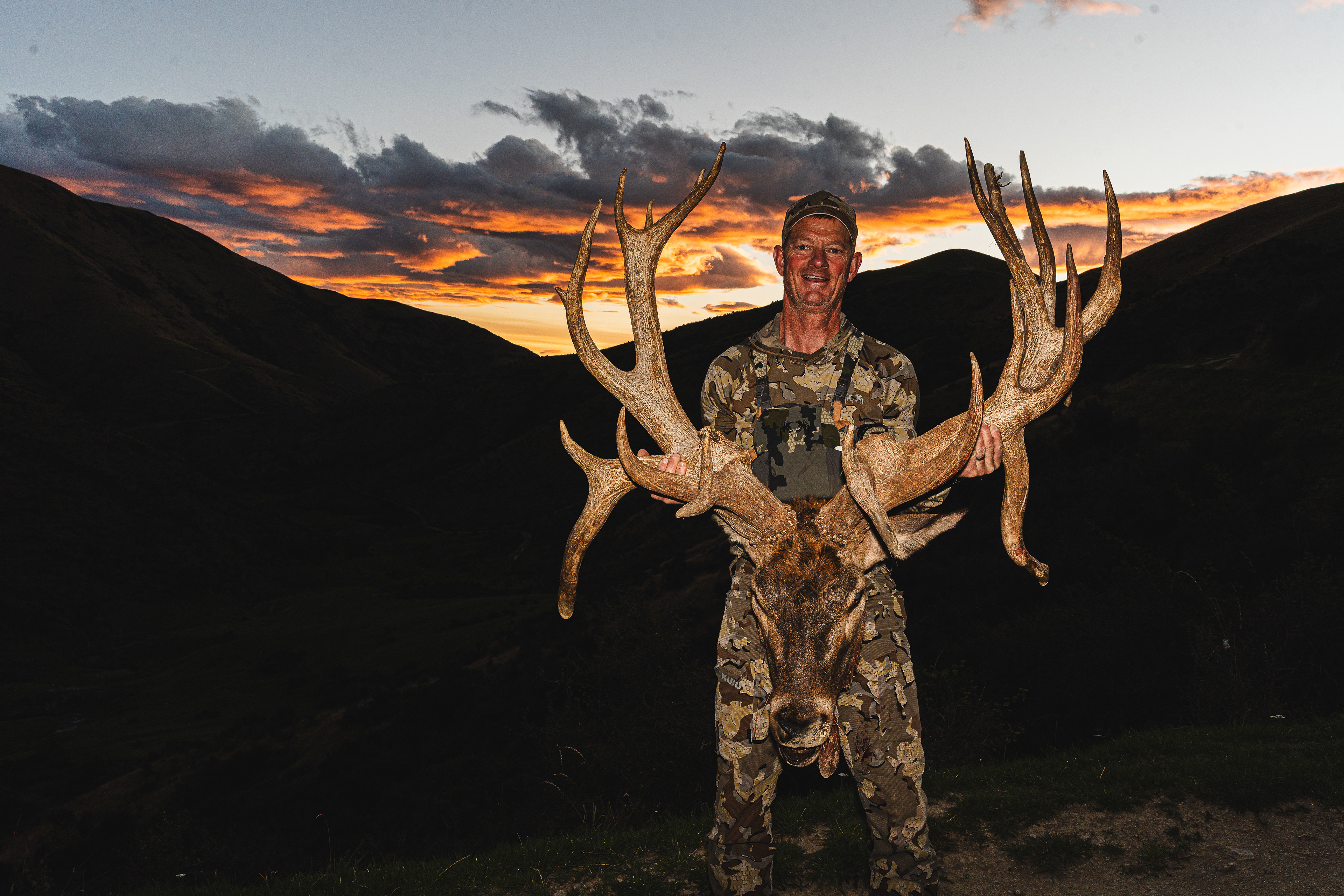 Blakes Red Stag Archery Hunt
