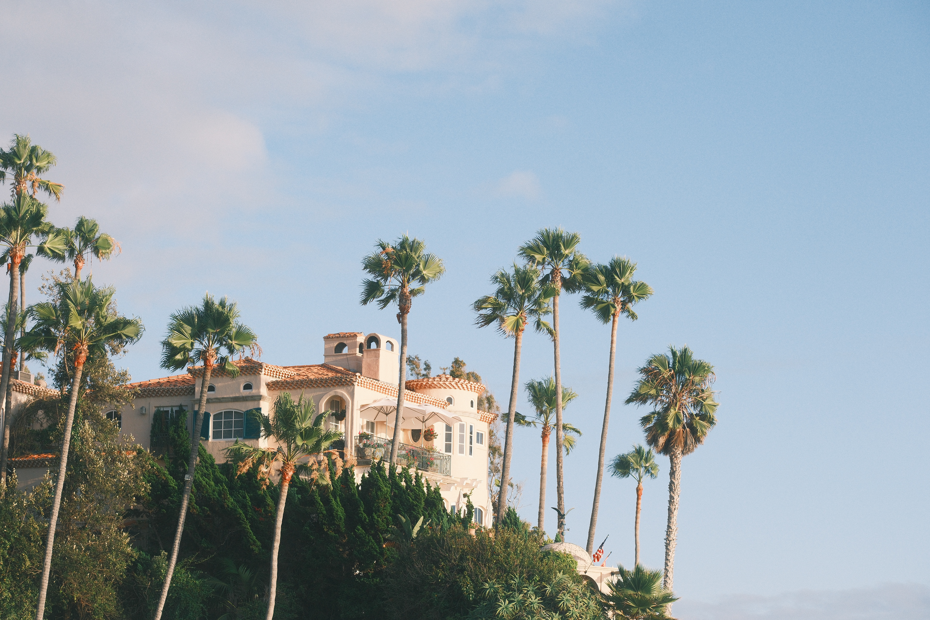 "House on the Hill" in Reala Ace by Ritchie Roesch