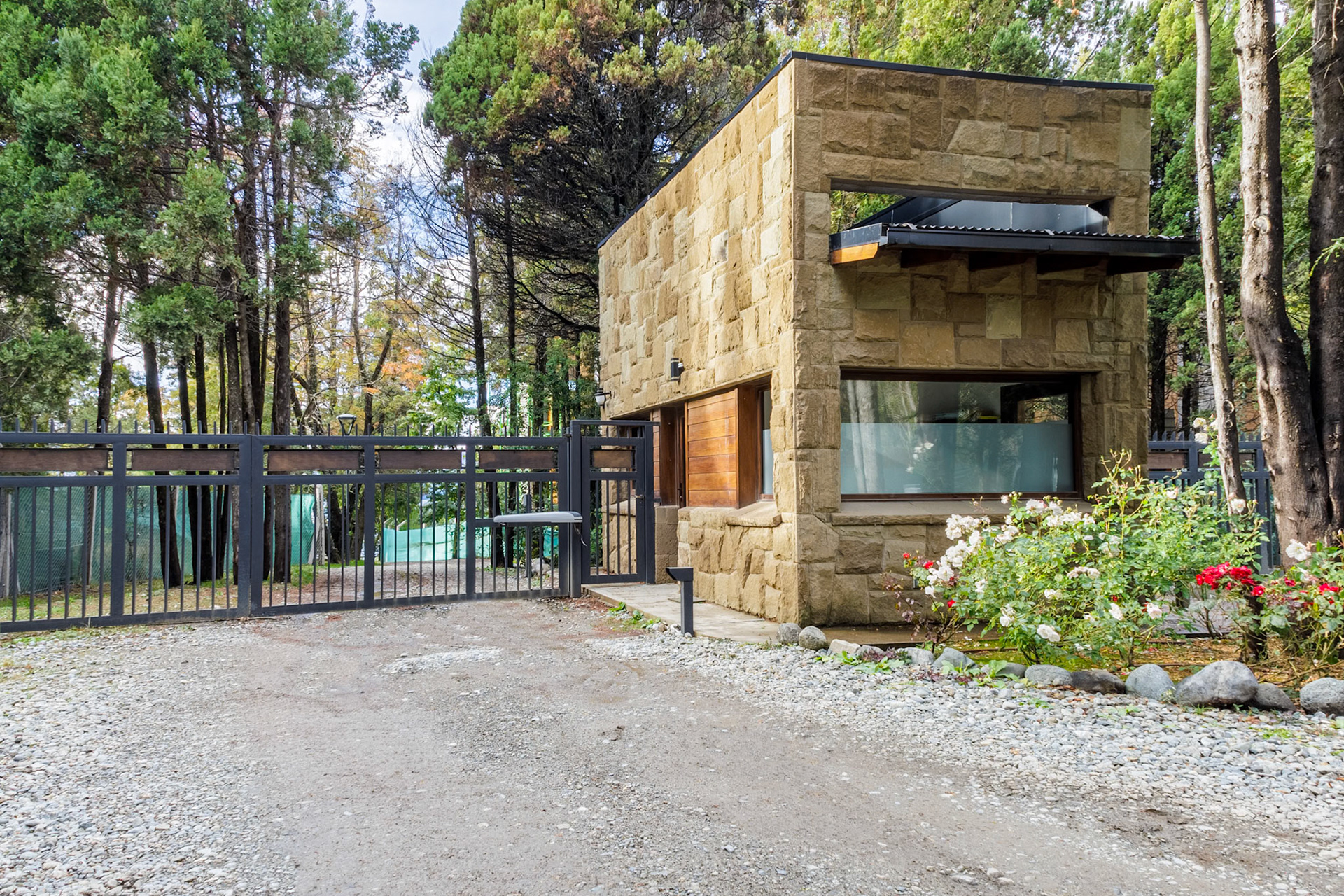Fotografía de amenities de un barrio privado llamado Barrancas de Melipal ubicado en San Carlos de Bariloche.