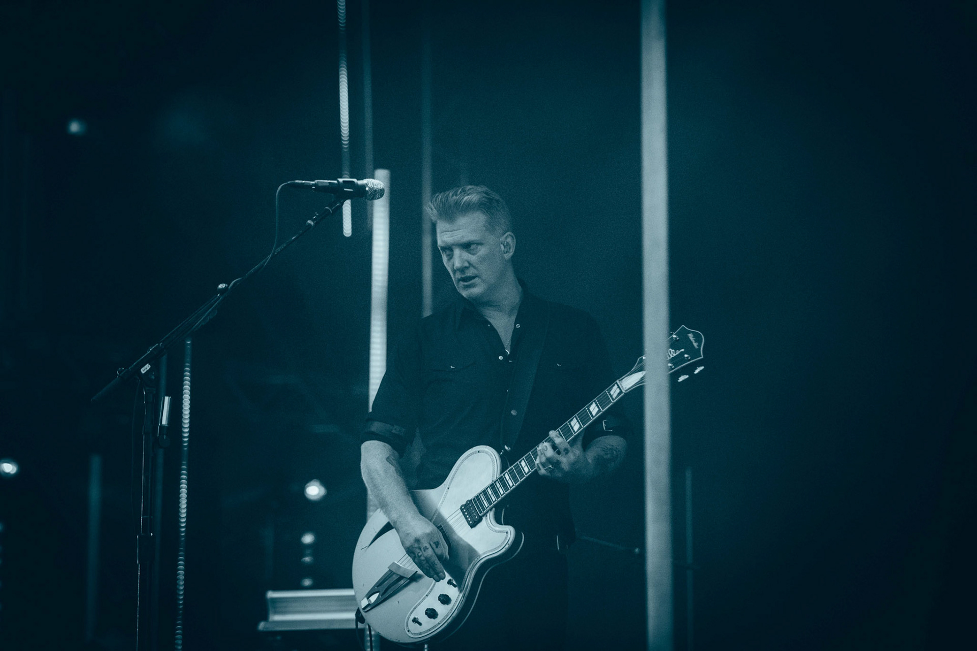 QUEENS OF THE STONE AGE 