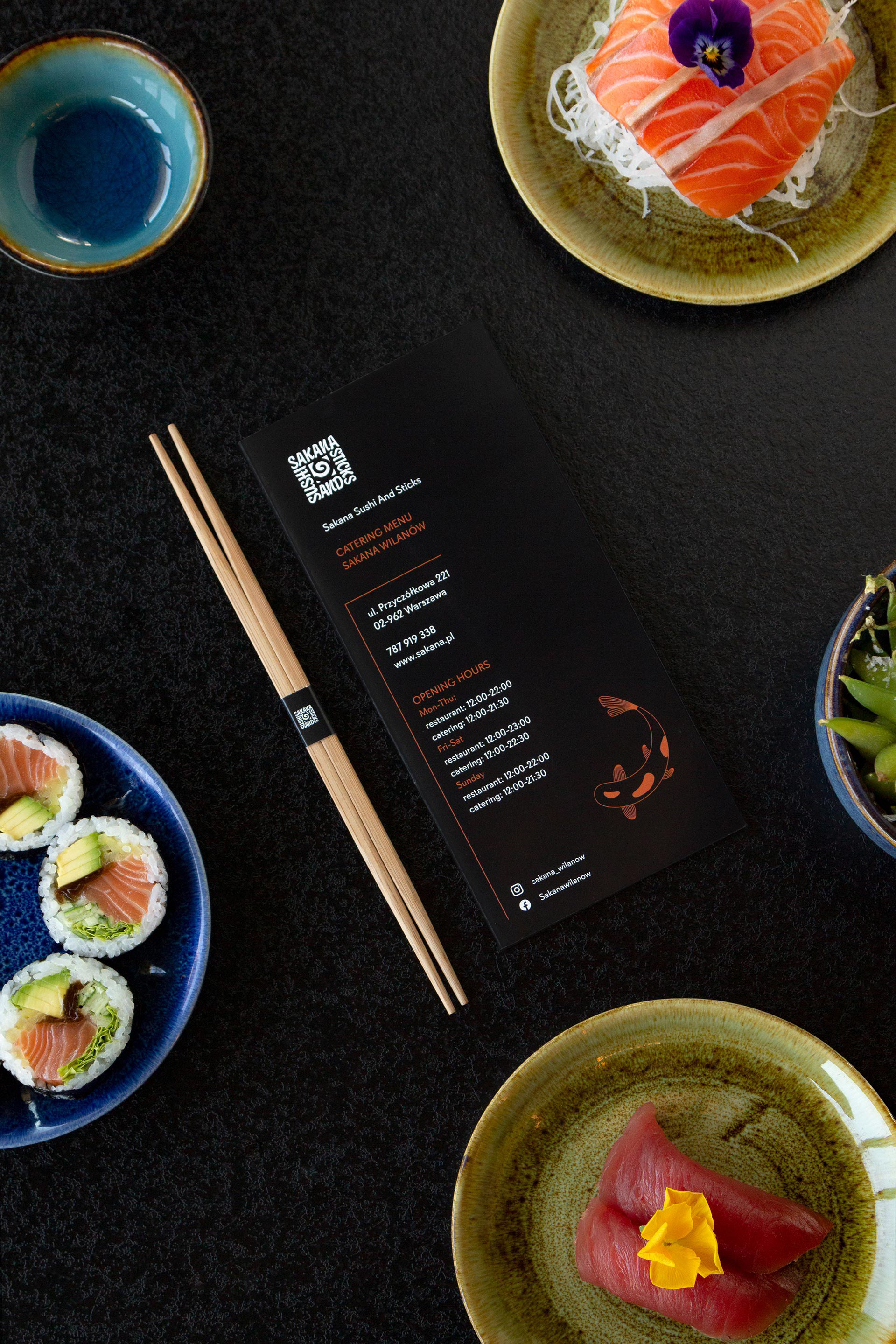 Projekt menu cateringowego dla restauracji sushi premium. Magda Kowalska creepart