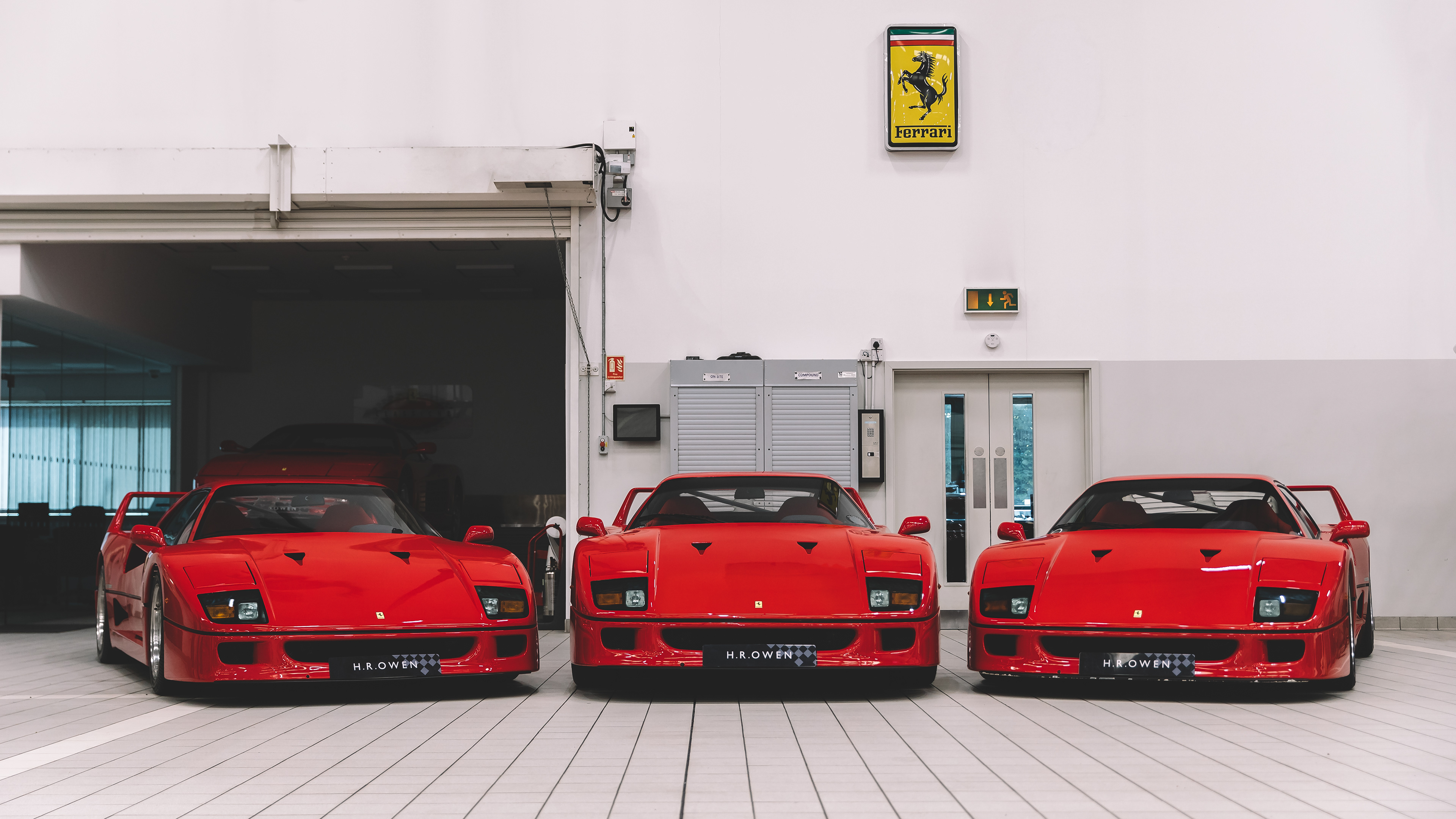 HR Owen Ferrari Workshop 