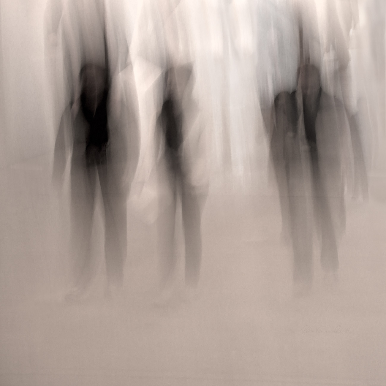 Urban anonymity 4 PH1366a -4176