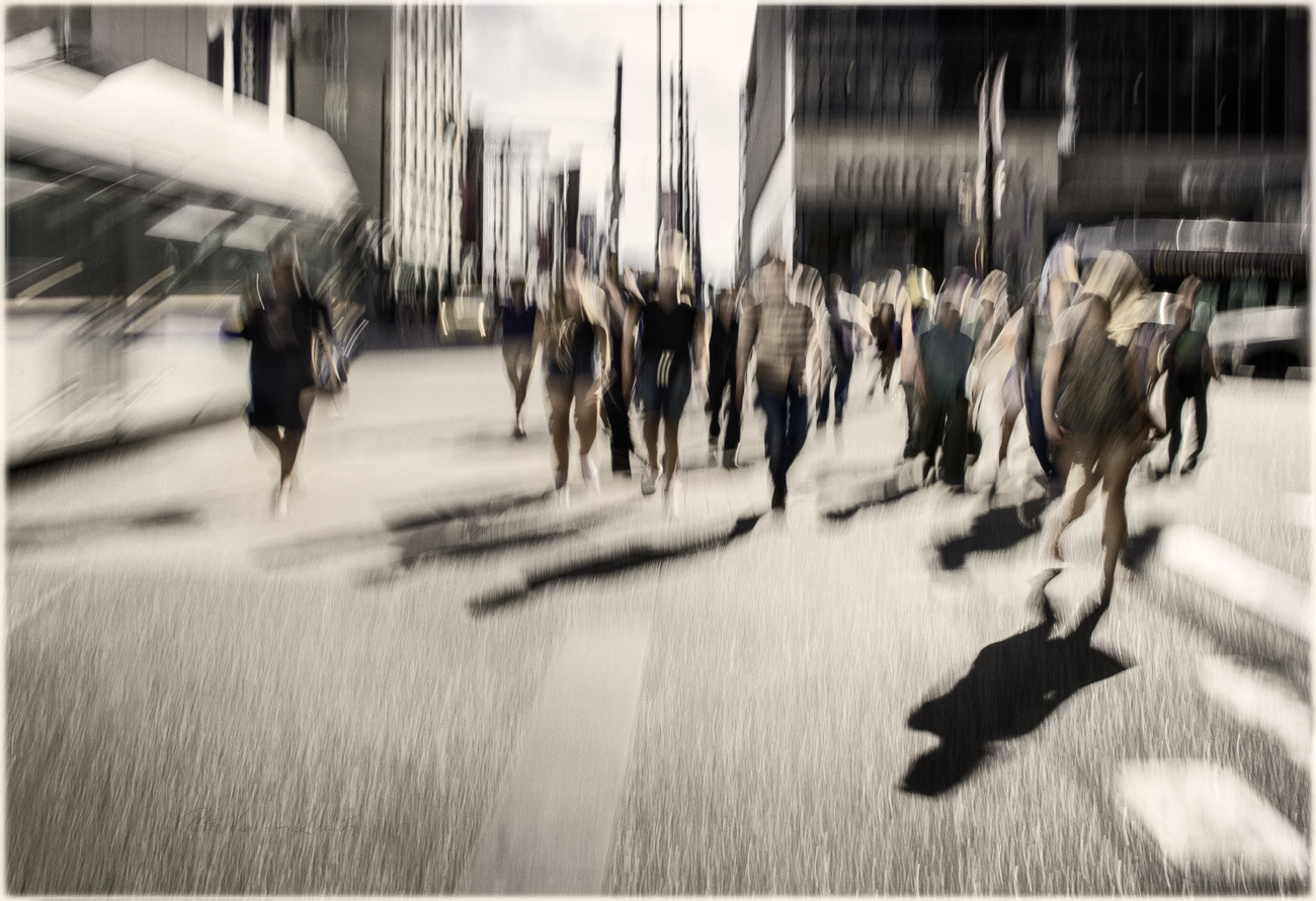 Granville Str pedestrian crossing PH2655a Muted -4256