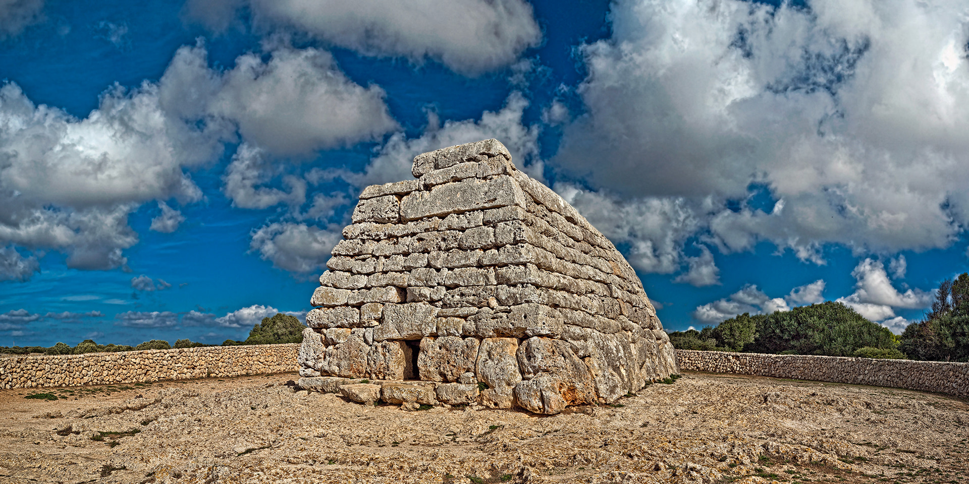Naveta des Tudons