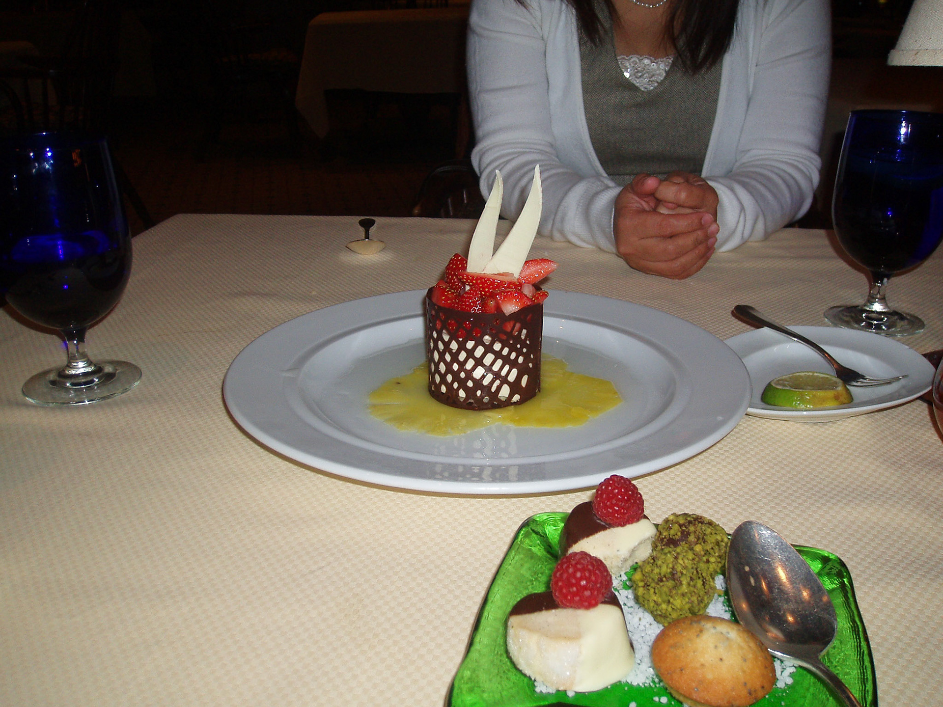 OLYMPUS DIGITAL CAMERA