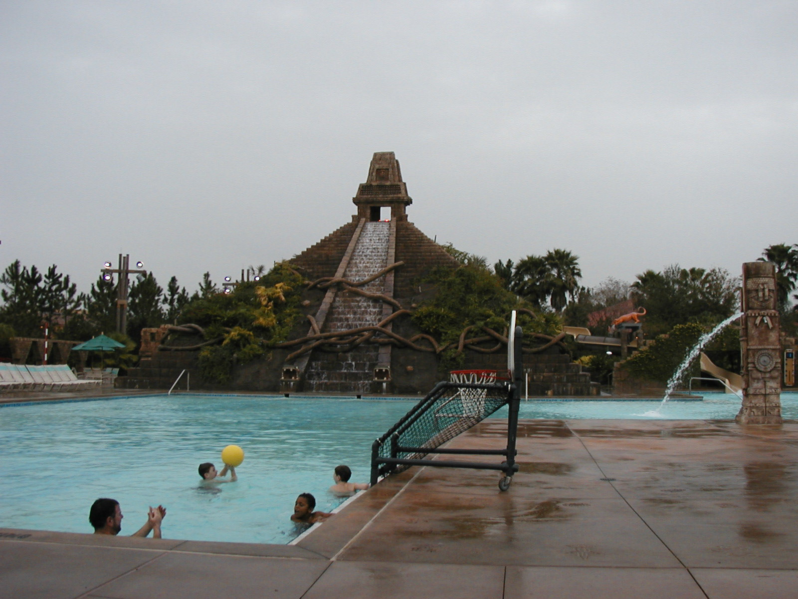 OLYMPUS DIGITAL CAMERA