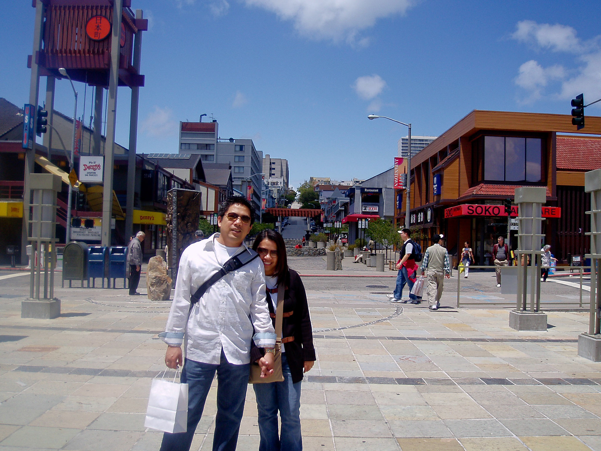 OLYMPUS DIGITAL CAMERA