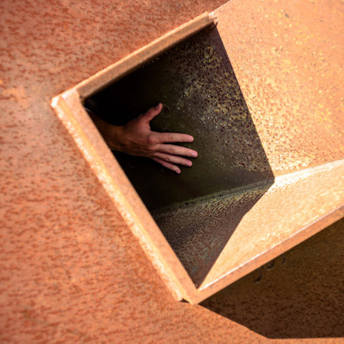 GIACOMELLI RAINER . 40x40 . 25€