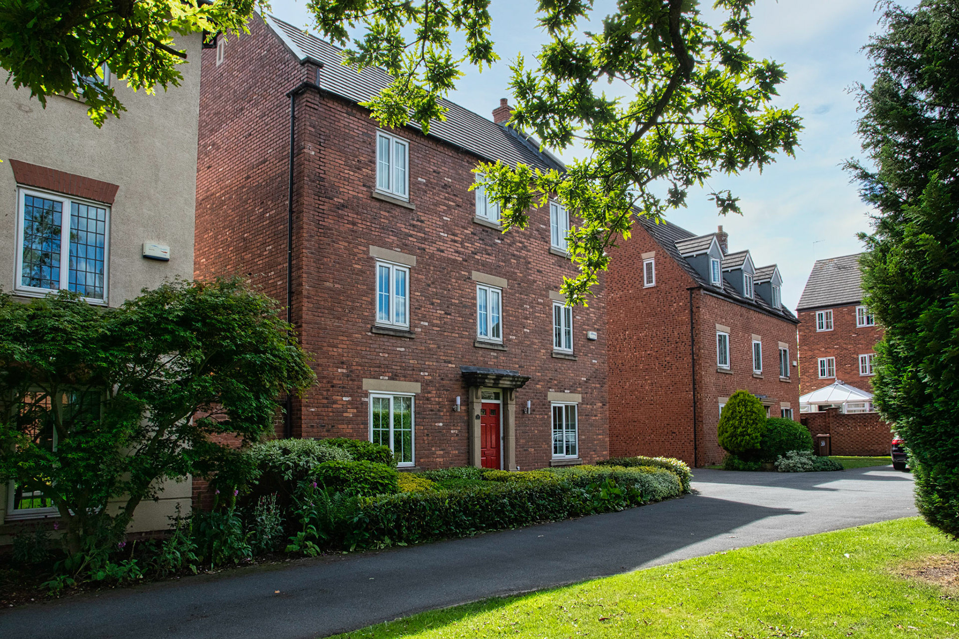 35 - 39 Torr Drive