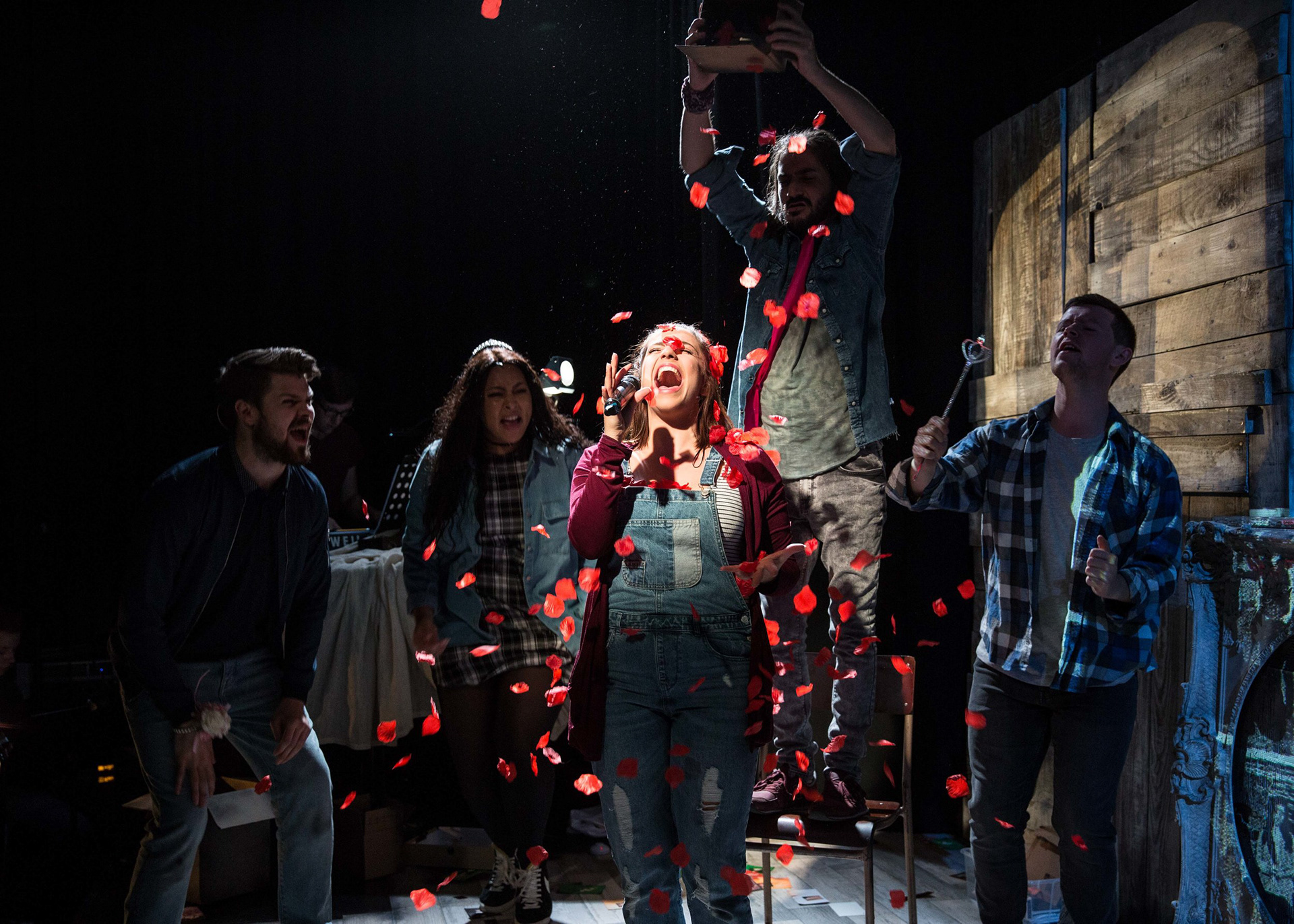 SAMUEL THOMAS, MAISEY BAWDEN, GEORGE MAGUIRE, CHRISTINA MODESTOU AND GREGOR DUNCAN, Photo © Nick Brittain Photography