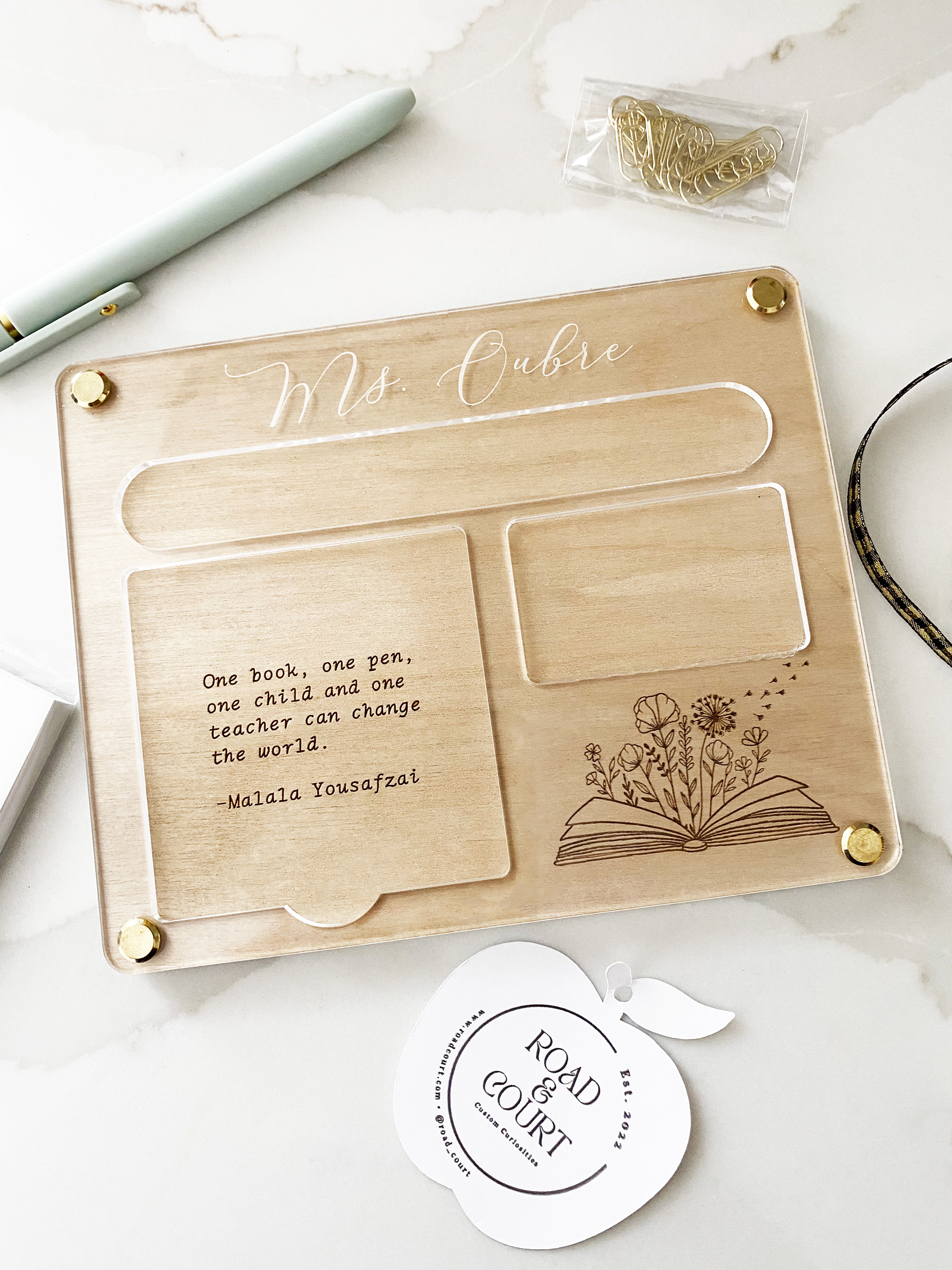 Sticky notepad, pen and paperclip holder