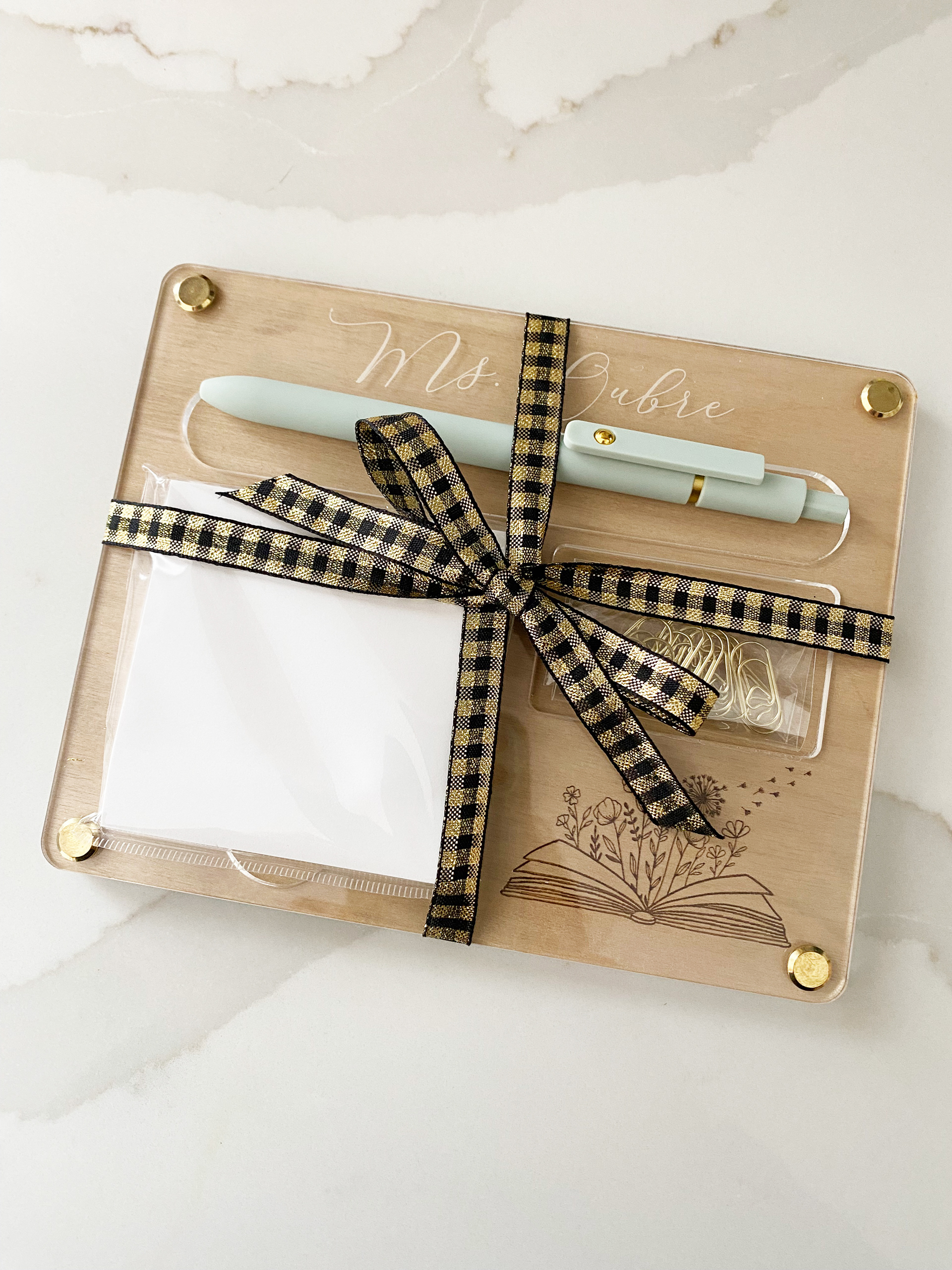 Sticky notepad, pen and paperclip holder