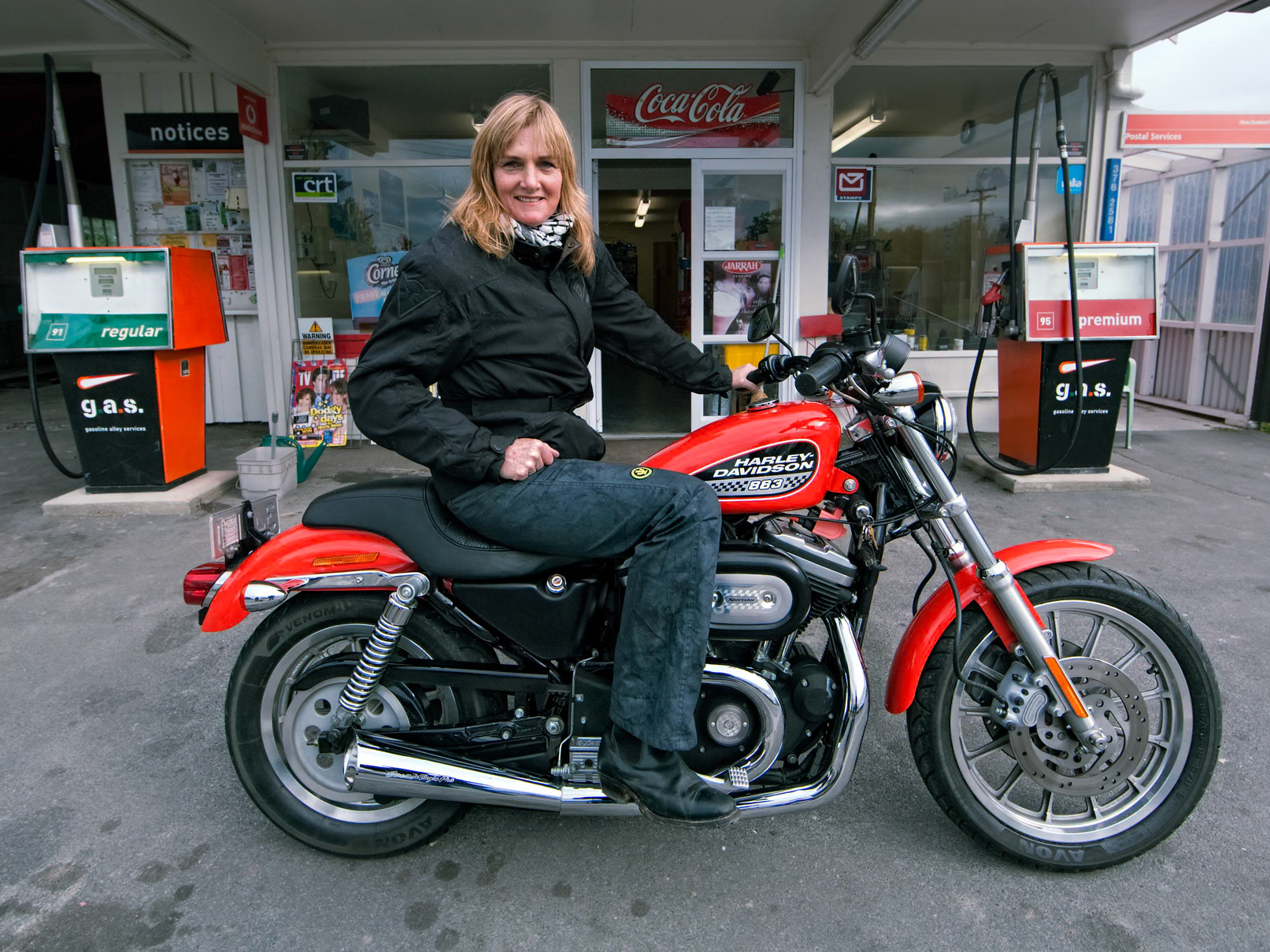 Raewyn and her Harley, Hororata 2010